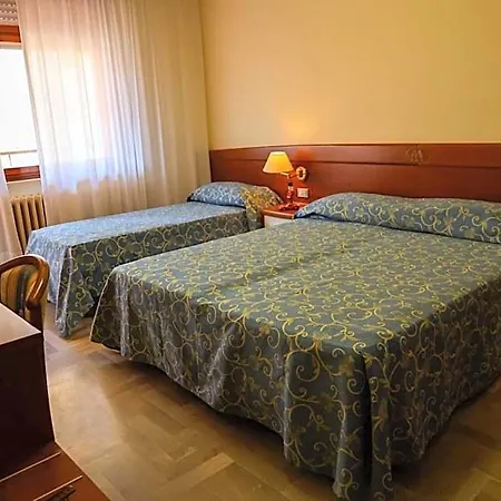 Hotel Easy Meryon 3*