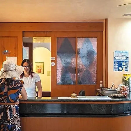 Hotel Easy Meryon 3*
